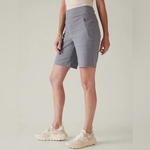 NWT ATHLETA TREKKIE NORTH BERMUDA SHORTS 12 HIKING WALKING COASTAL BLUE GREY NWT